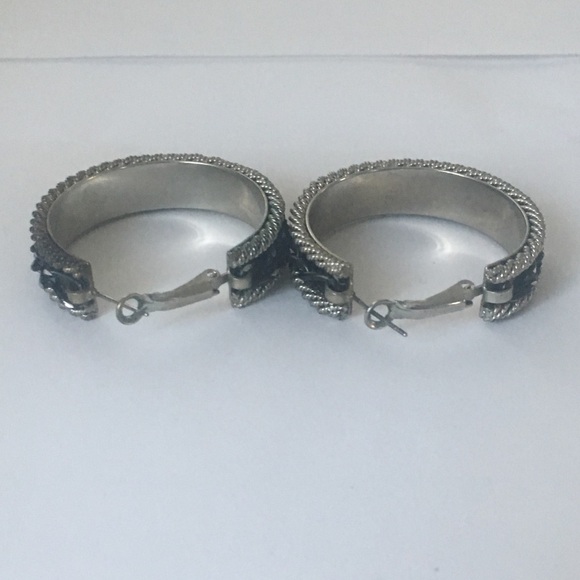 Chain Earrings - Picture 5 of 5